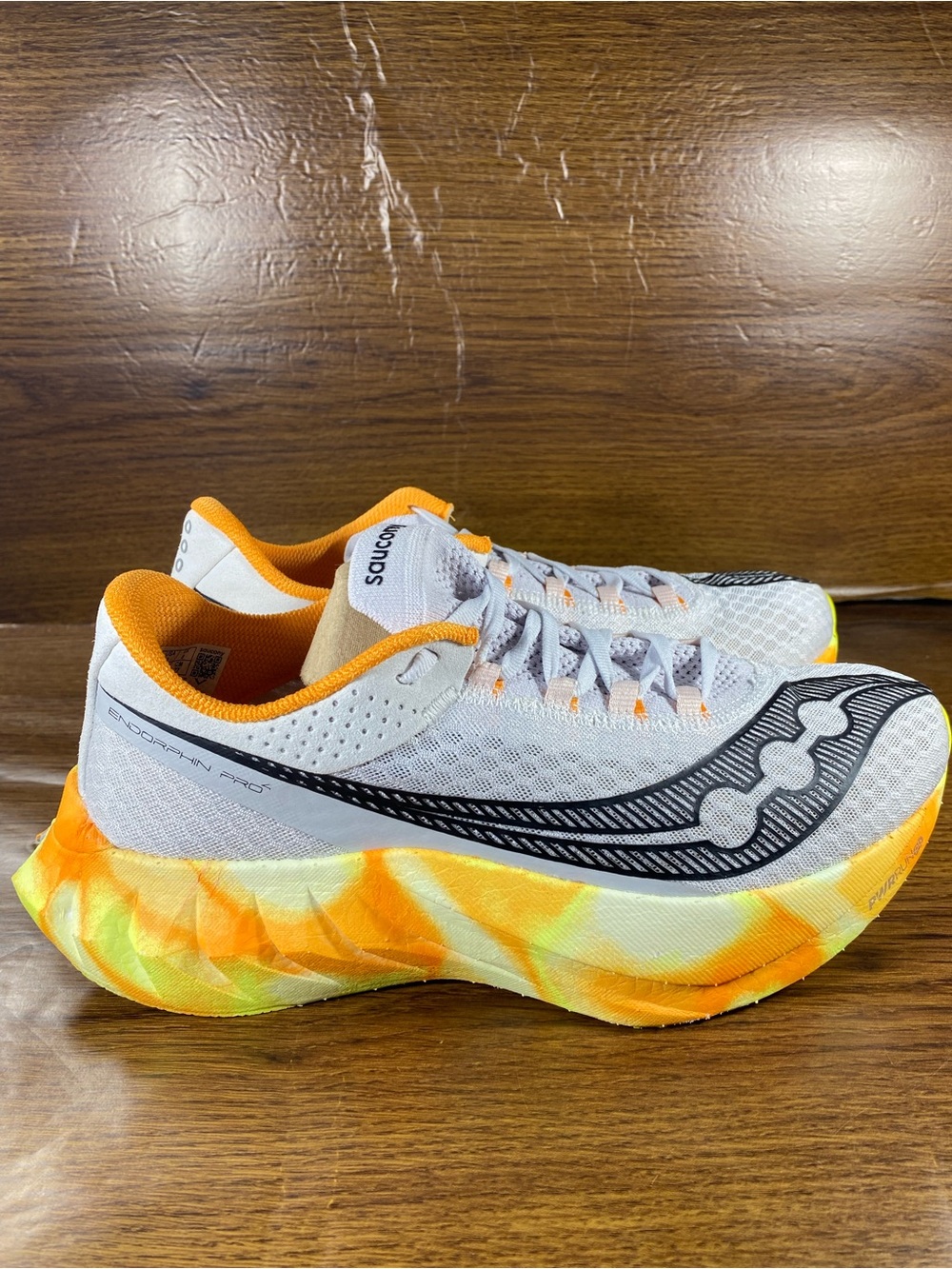 Saucony Endorphin Pro 4 Mens shoe size 9